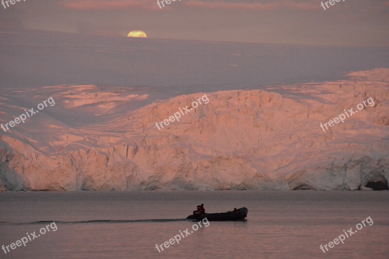 Antarctica Landscape Boat Sunset Moon