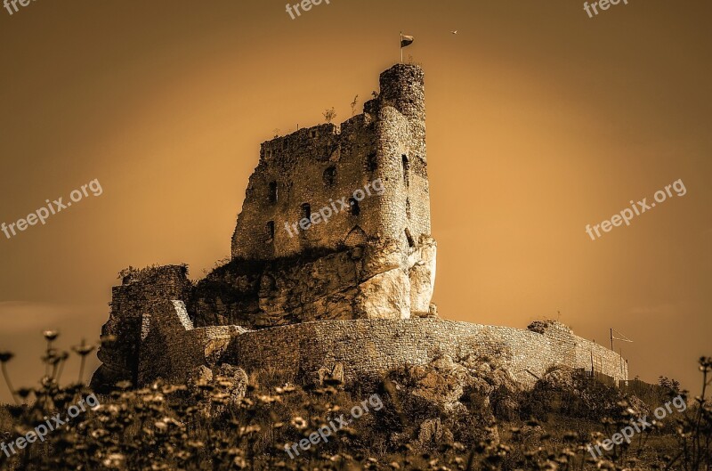 Castle Mirow The Ruins Of The Crash Jura