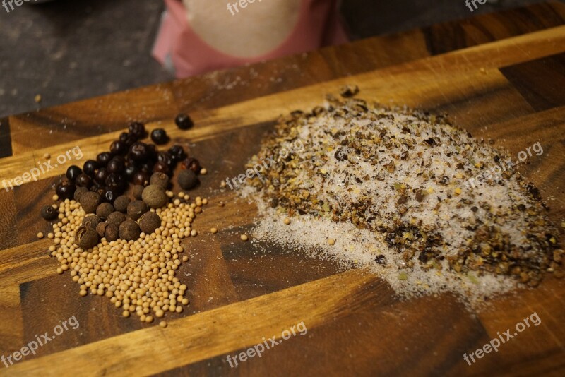 Salt Pepper Allspice Juniper Mustard