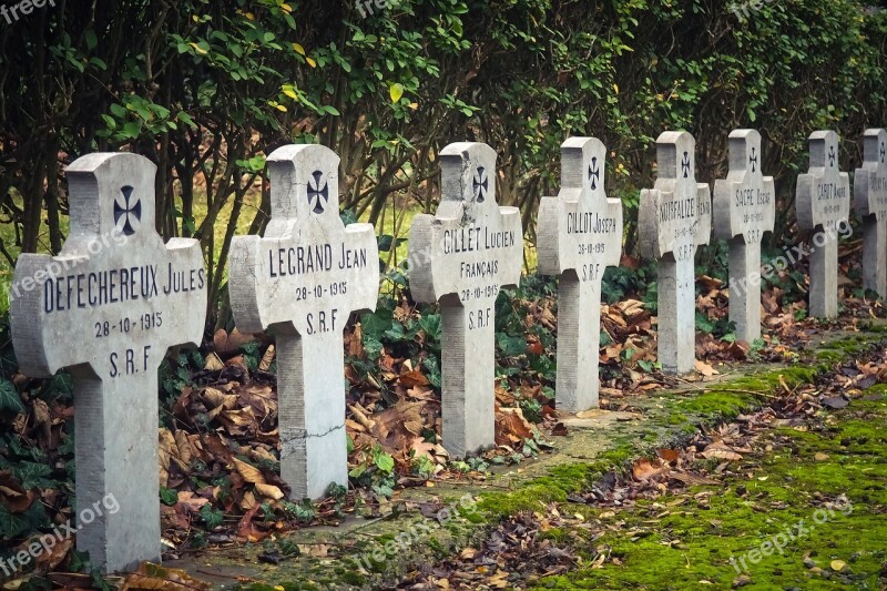 Cemetery Military Memorial Monument War