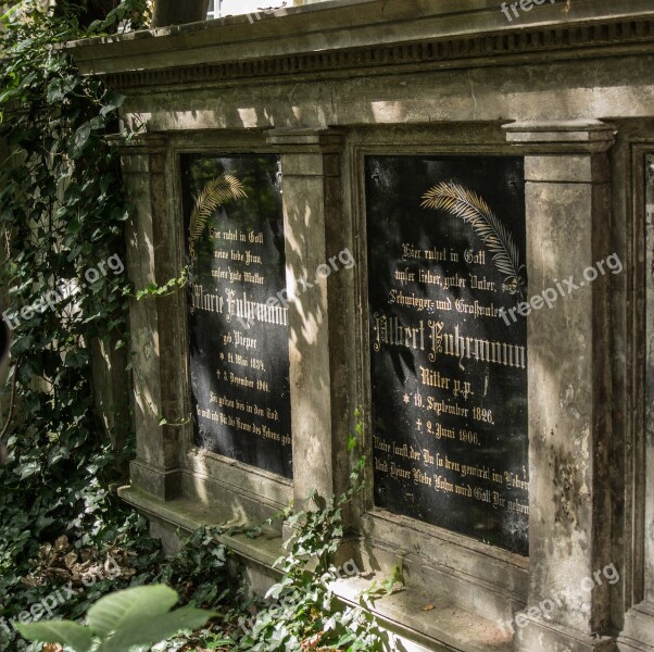 Cemetery Grave Site Tombstone Historically Old