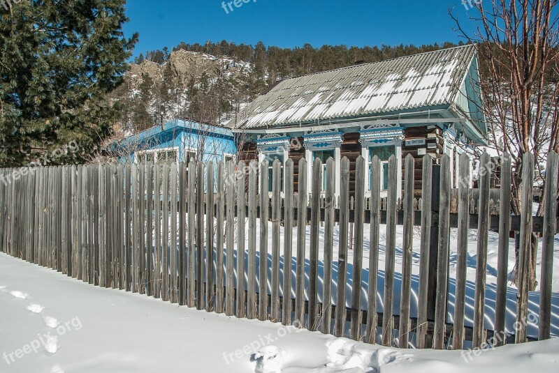 Irkutsk Wooden House Closing Logs Free Photos