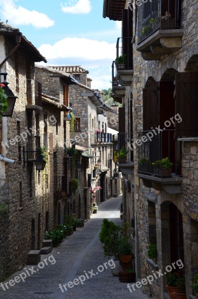 Street Architecture Old House City