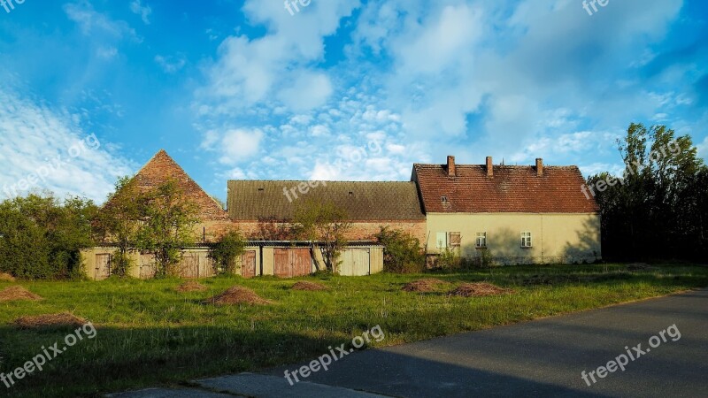 Homestead Farm Old Abandoned Architecture