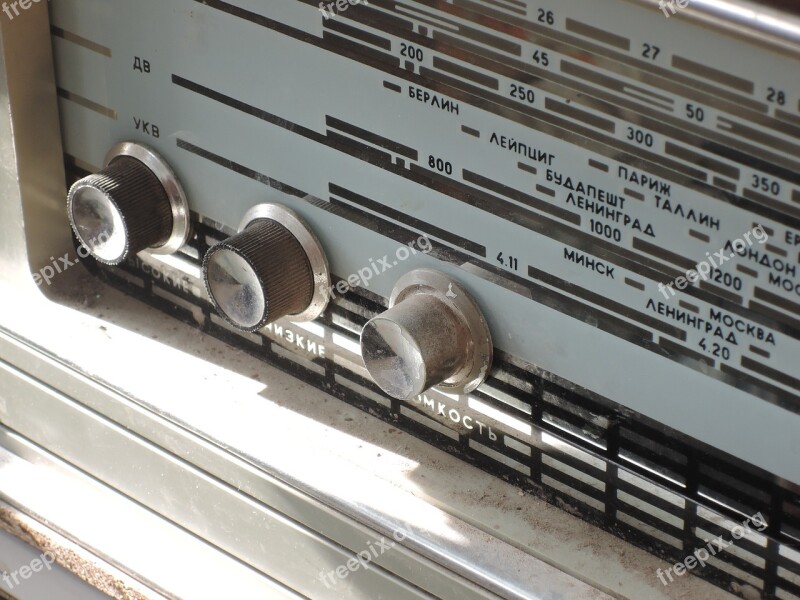 Radio Old Switches Vintage Sound