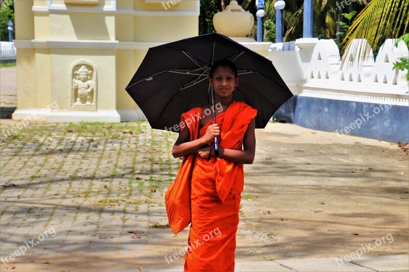 Umbrella Buddhist At The Court Of Travel Man