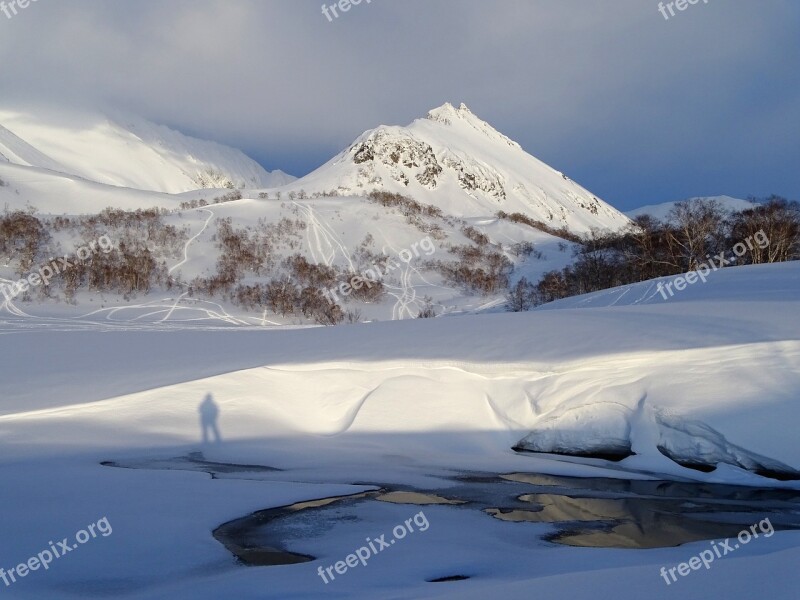 Mountains Volcano Vertices Ridge Slopes