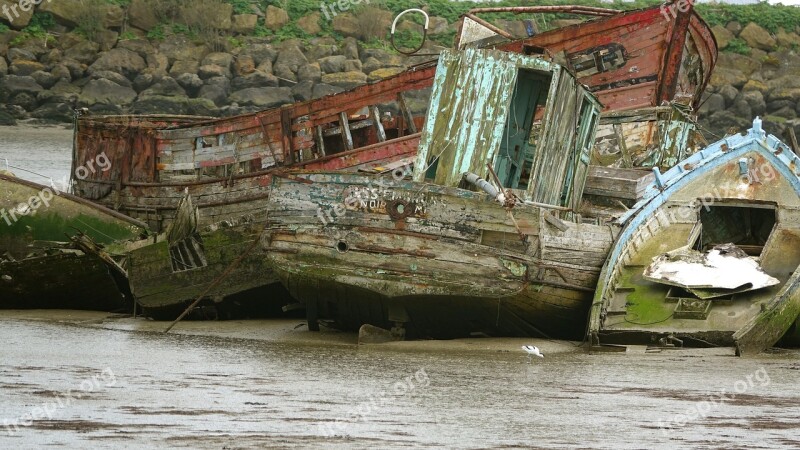 Atlantic Ocean Cemetery Of Boats Ile De Noirmoutier Free Photos