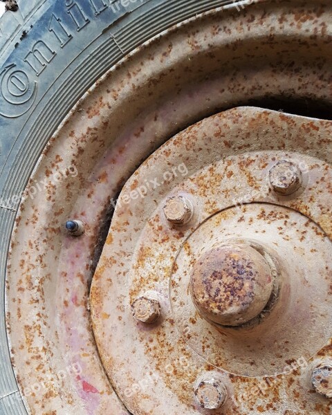 Round Old Close Up Wheel Mature