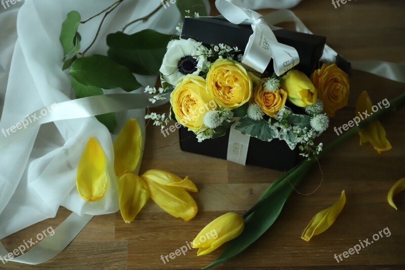 Flowers Bouquet De Fleurs Congratulations Gift Free Photos