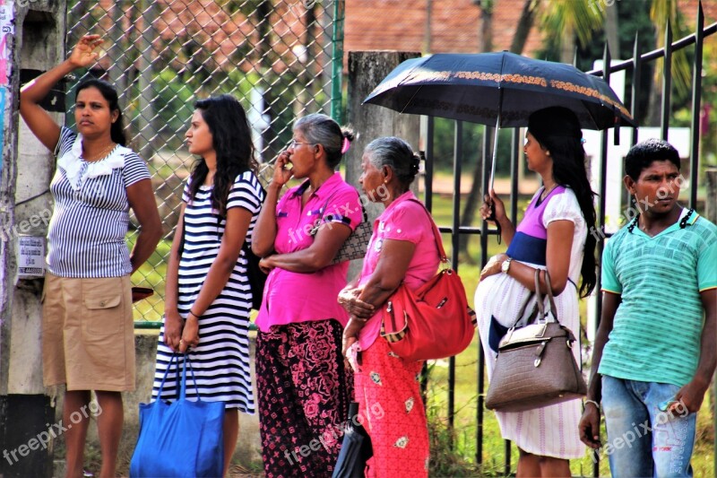 Sri Lanka The Queue Bus Stop Daily Life On The Outside Of The