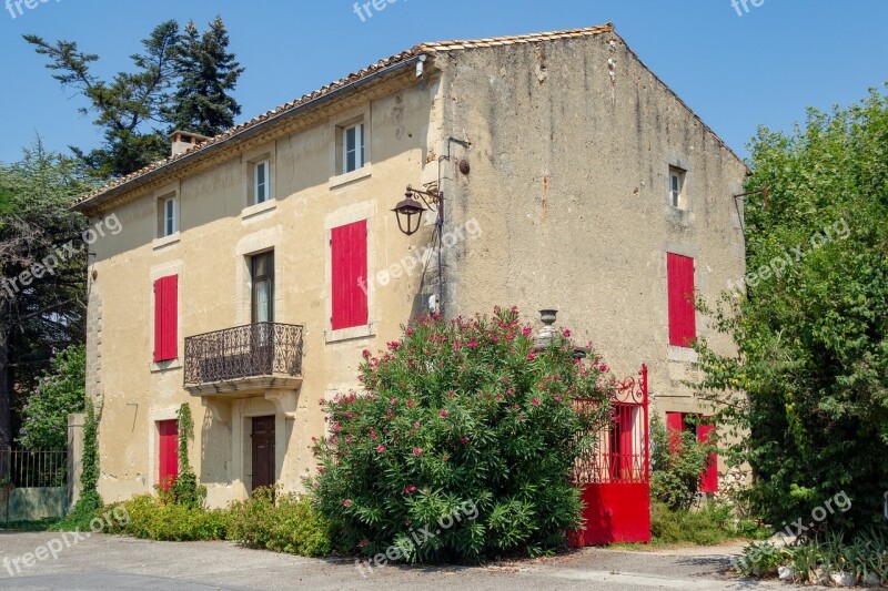 South France House Pane Red