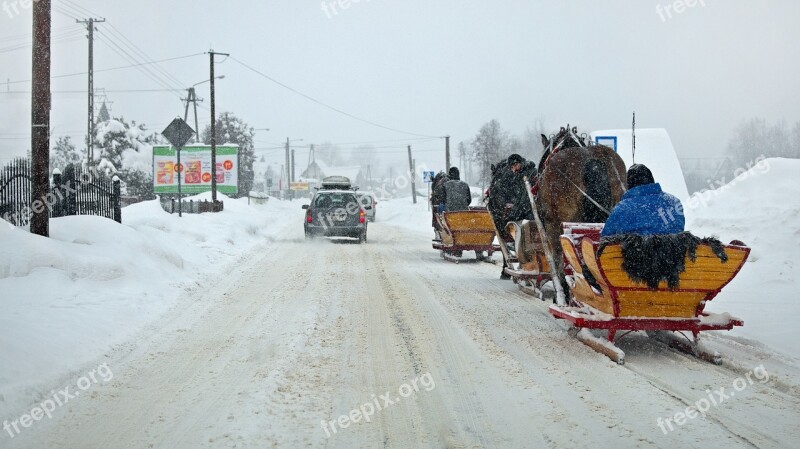 Pimp My Sleigh Winter Way Snow Transport