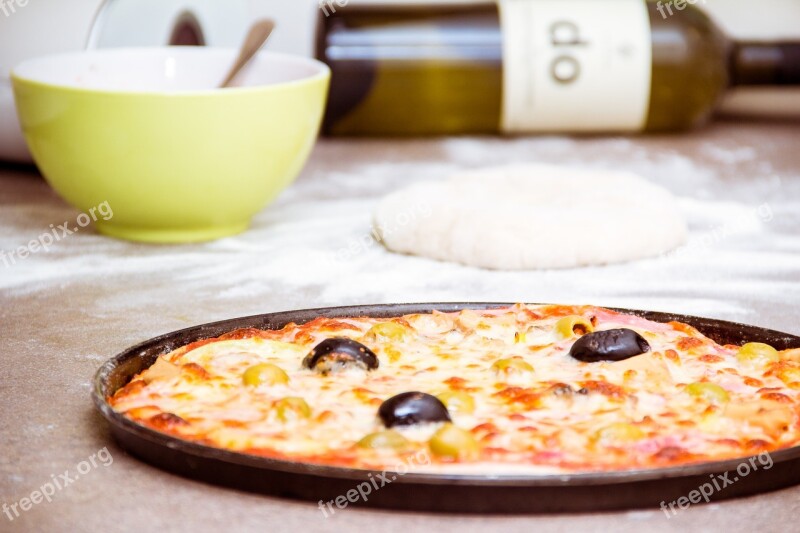 Food Cheese Meal Pizza Dough