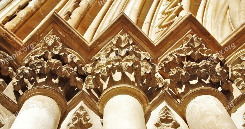 Batalha Monastery Church Capital Detail Free Photos