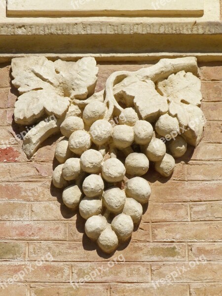 Grapes Cluster Bas-relief Sculpture Carved Stone