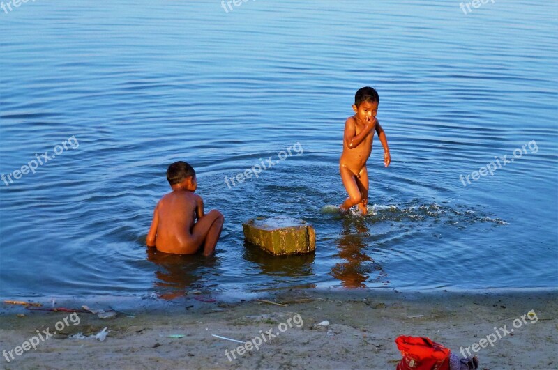 Burma Bath Child Game Body Of Water