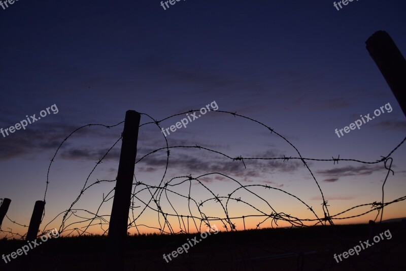 Barbed Wire Wire About Sky Horizontal