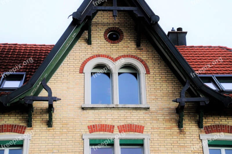 Old Building Residential The Roof Of The The Window