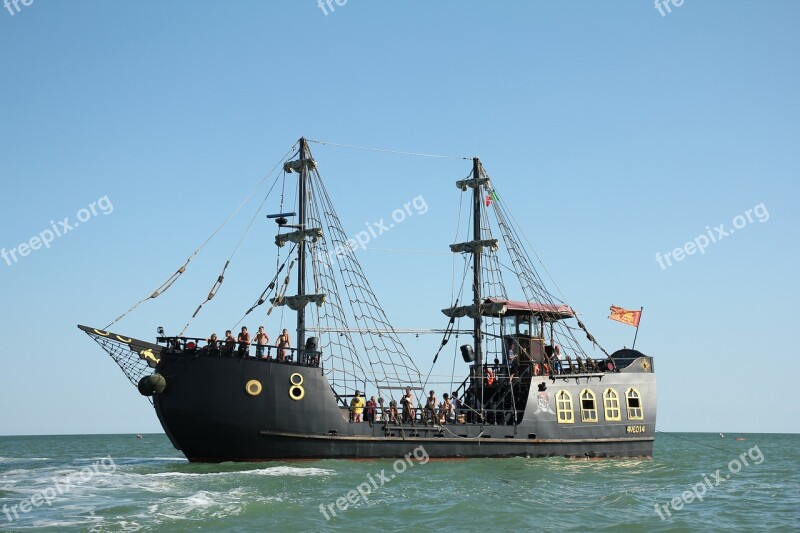 Ship Pirates Sea Boat Trip Free Photos