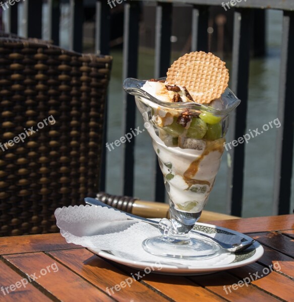 Refreshment Ice Cream Sundae Dessert Ice Food