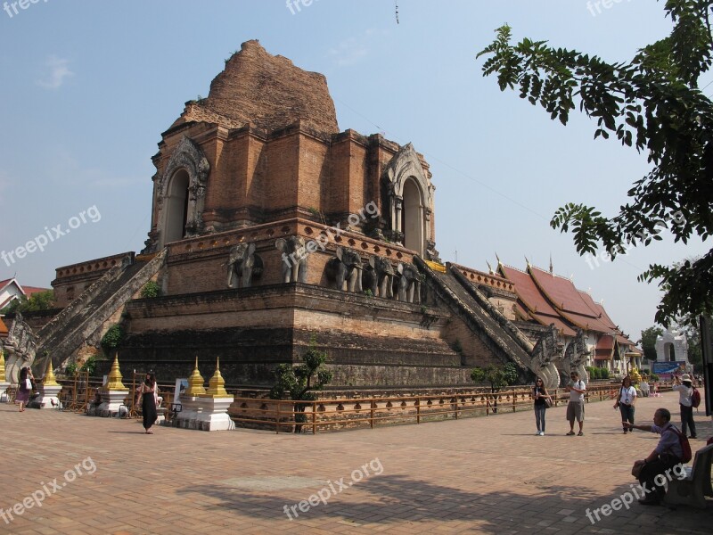 Wat Chedi Luang Thailand Buddhist Temple Chiang Mai Free Photos