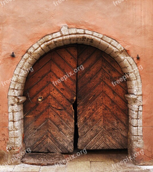 Portal Archway Historically Old Wooden Gate