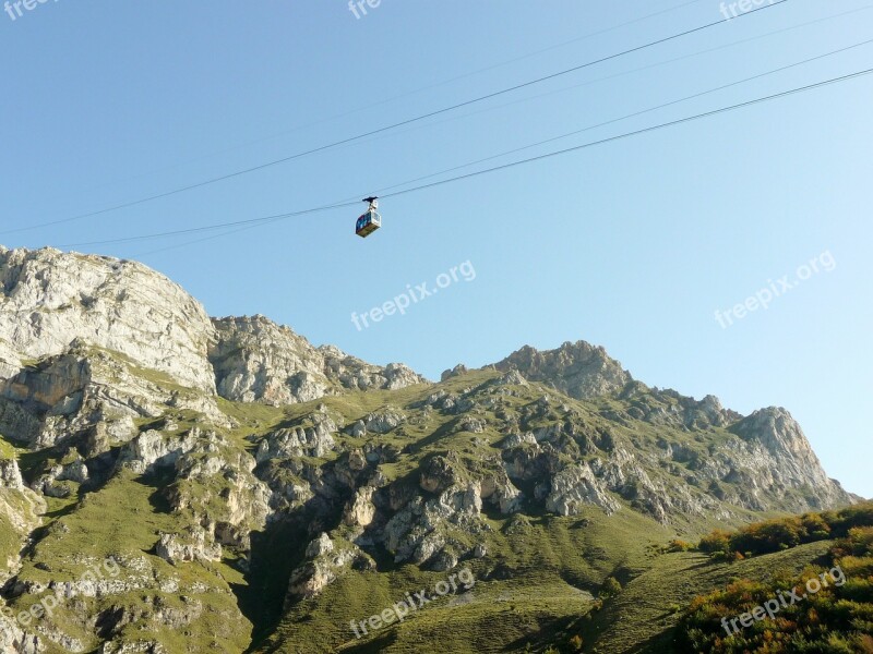 Picos De Europa Mountains Fuente De Cable Car Rides Cantabrian Mountain Range