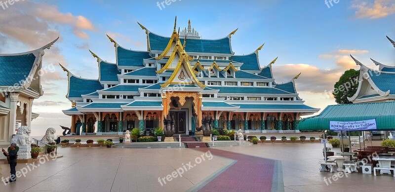 Wat Pa Phu Kon Buddhist Temple Northern Thailand