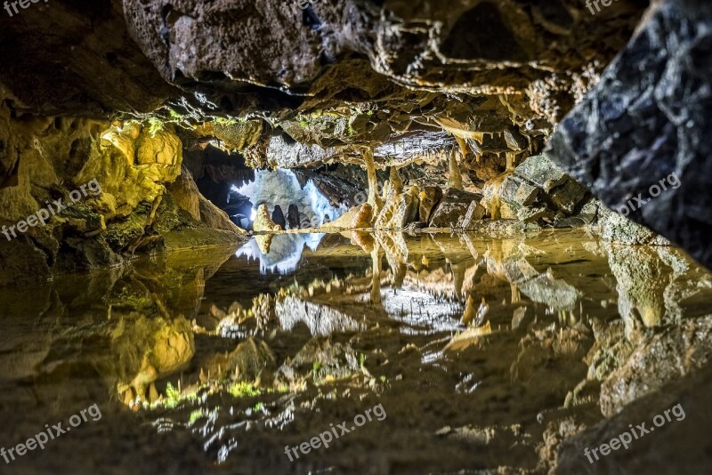 Stalactites Cave Cheddar Gorge Underground Cavern