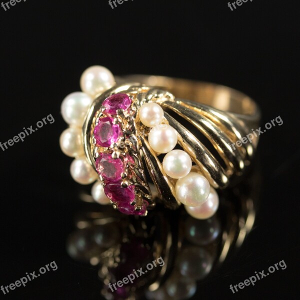 Gold Ring Jewelry Luxury Golden