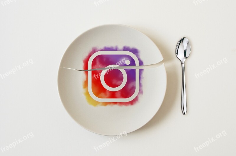 Dish Food Broken Plate Social Network Technology