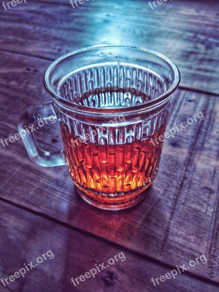 Black Tea Glass Winter Red Blue