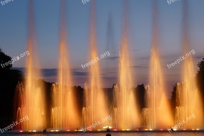 Lunéville Water Jets Light Evening Free Photos