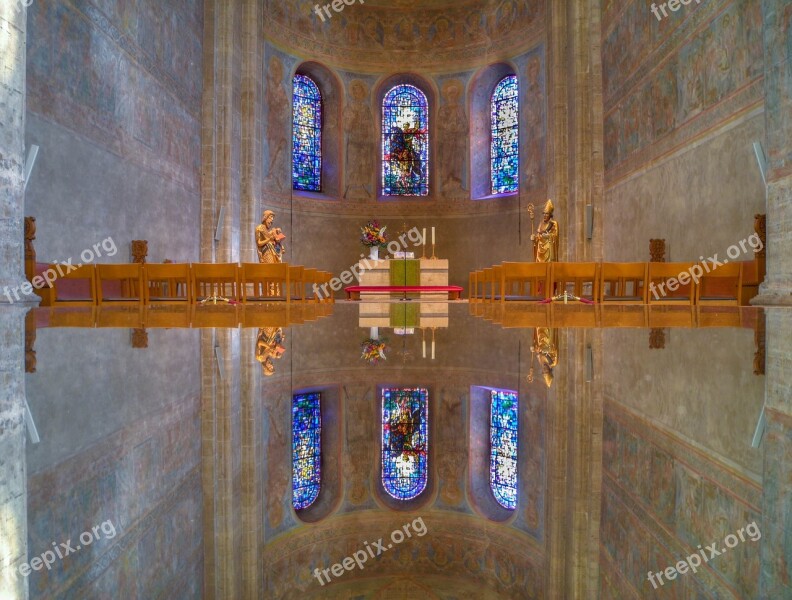 Dom Church Altar Braunschweig Mirroring