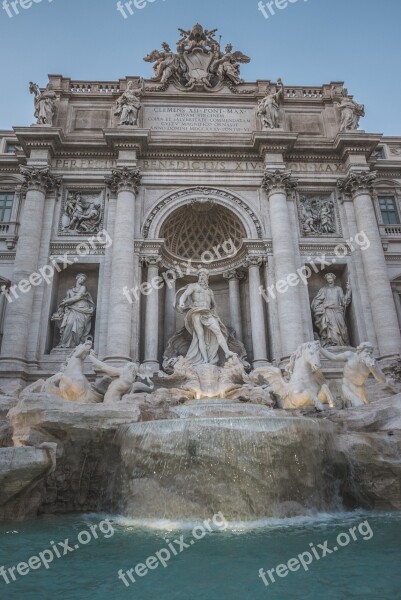 Trevi's Fountain Monument Italy Fountain Rome