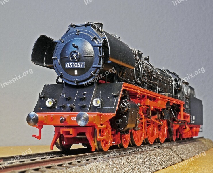 Steam Locomotive Model Front View Scale H0 Express Train