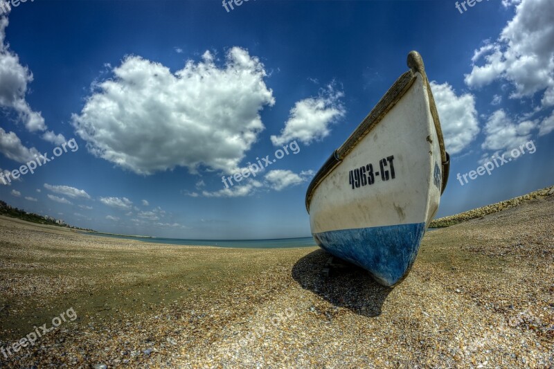 Boat Mal Great Water Beauty