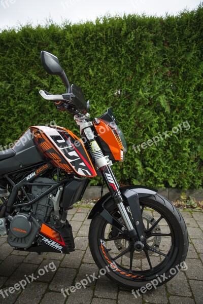 Ktm Duke 125 Motorcycle Road