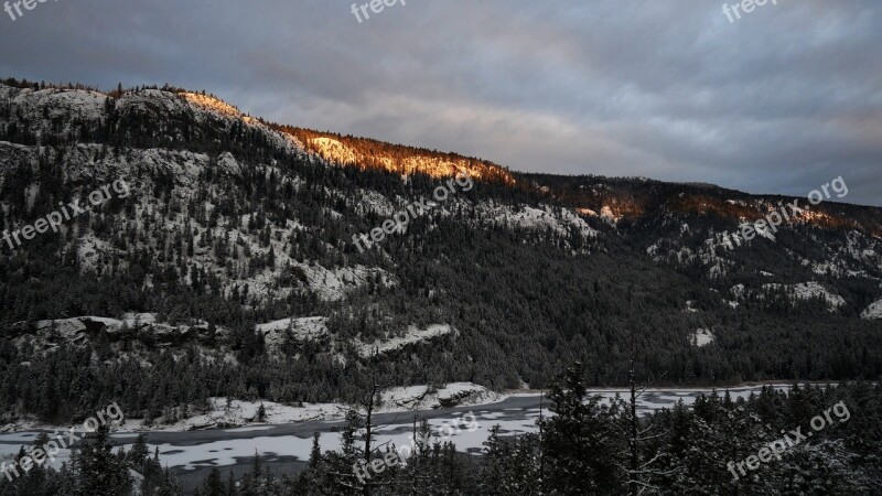 Okanagan Winter Landscape Snow Lake