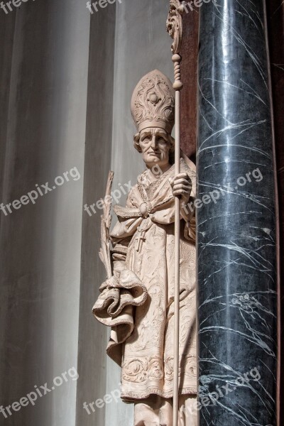 Bishop Pillar Coat Of Arms Gallery Stone Figure