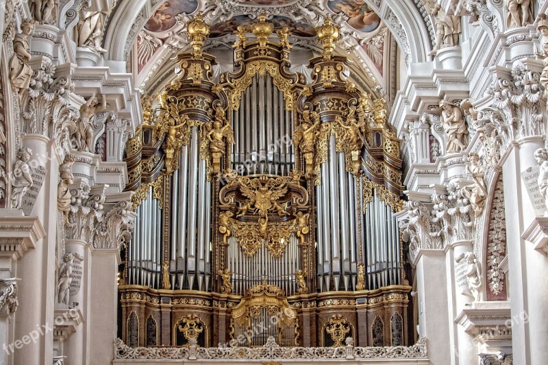 Passau St Stephan's Cathedral Passauer Stephansdom Organ Golden