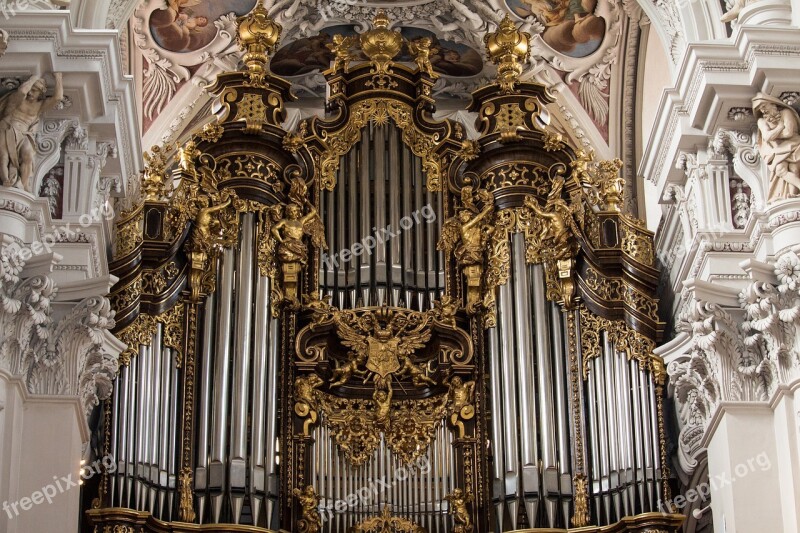 Passau St Stephan's Cathedral Passauer Stephansdom Organ Golden