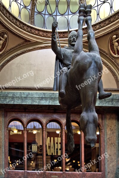 Sculpture The Horse Jeżdziec The Interior Of The ćerny