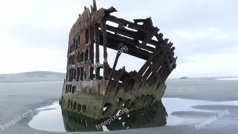 Ship Wreck Shipwreck Pacific Ocean