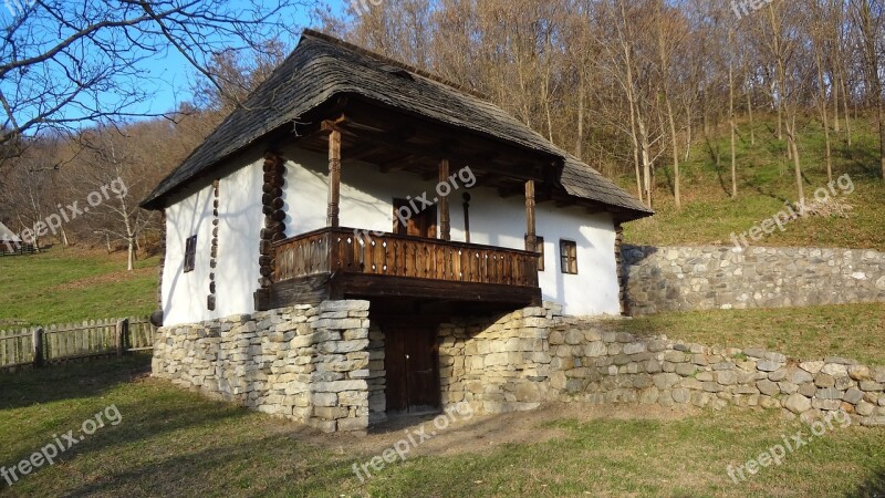 Peasant House Nature Hill Village House