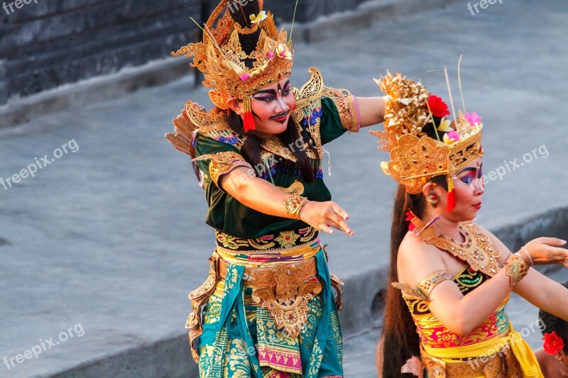 Uluwatu Culture Bali Monkey Dance Vacations