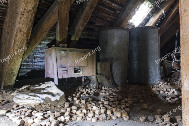 Abandoned Oven Old Heat Stove