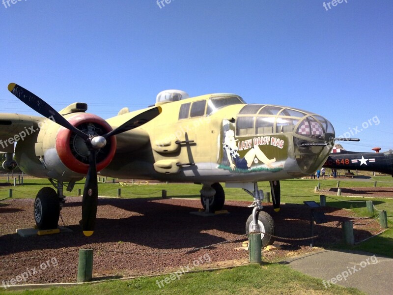 North American B-25 Mitchell B-25 Mitchell Bomber Doolottle-raid