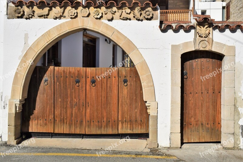 Gate Door Entrance House Architecture